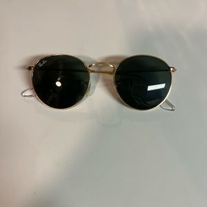 Rayban Round black lens/ gold frame sunglasses